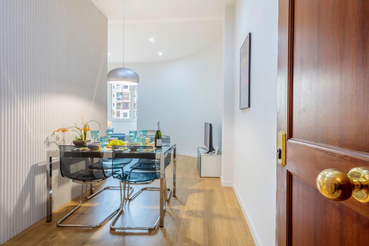 The Gaudi Suites II Barcelona Eksteriør bilde