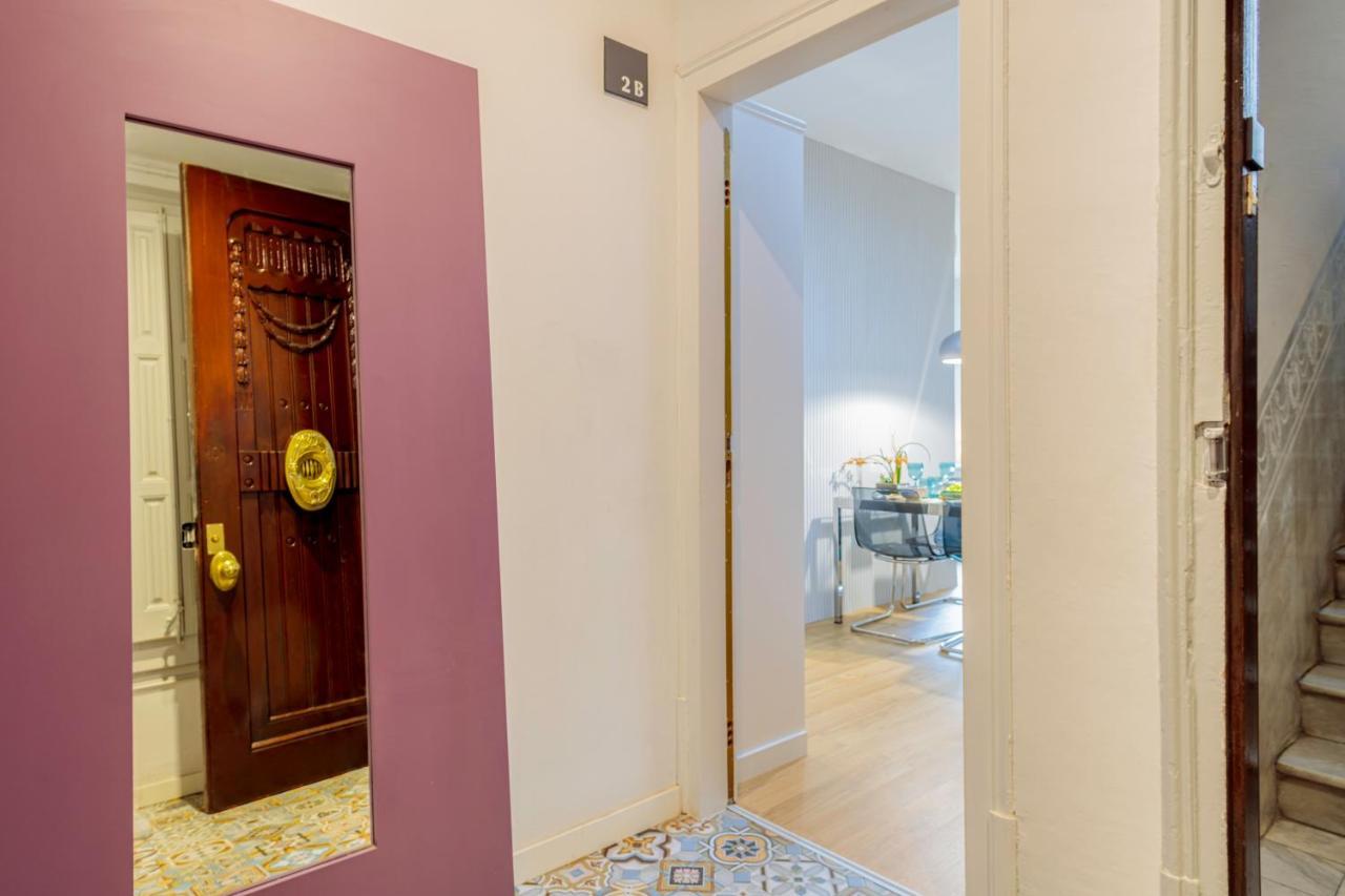 The Gaudi Suites II Barcelona Eksteriør bilde
