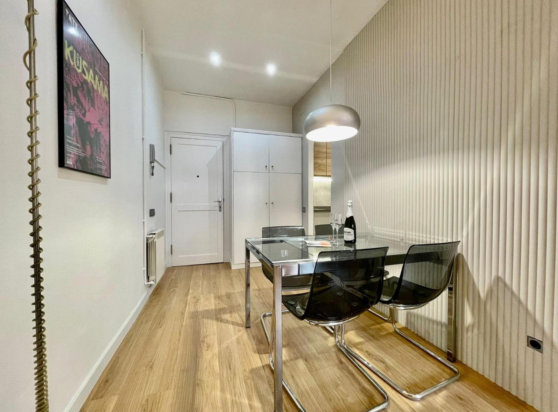 The Gaudi Suites II Barcelona Eksteriør bilde