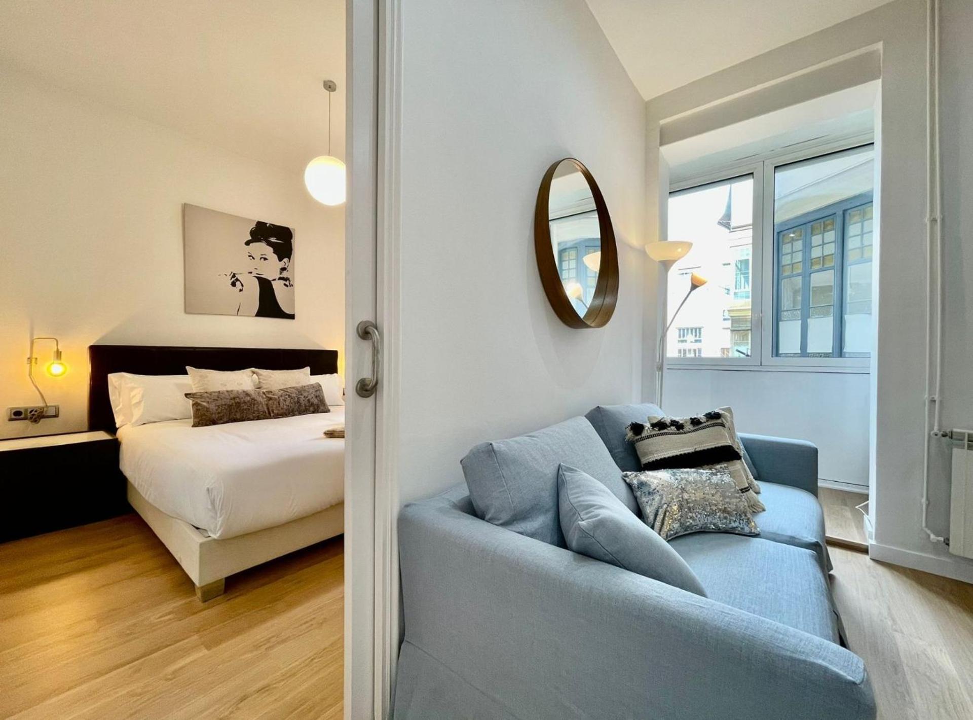 The Gaudi Suites II Barcelona Eksteriør bilde